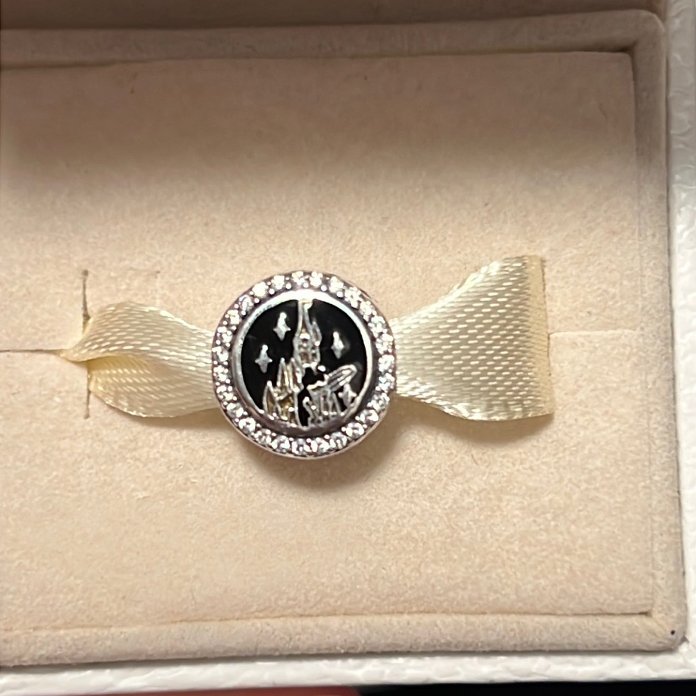 Pandora Disneyland Paris 30 Magical Years Exclusive Bead Charm Pendant